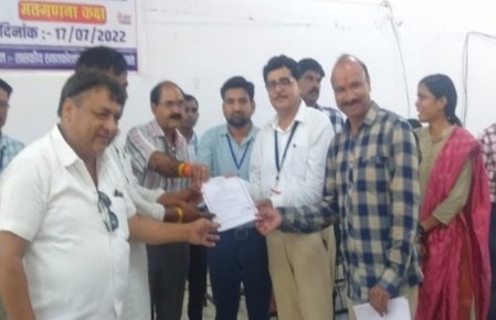 नपा चुनाव: ब्यावरा 18 वार्डों में 10 भाजपा 7 कांग्रेस एक पर निर्दलीय ने जीत दर्ज कर लहराया परचम