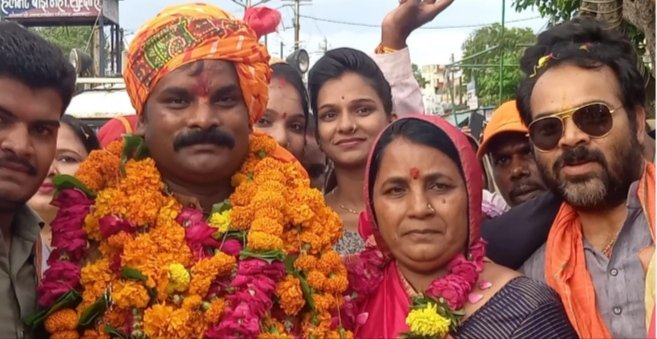 ब्यावरा:नपा अध्यक्ष पद के प्रतिष्ठा पूर्ण मुकाबले में भाजपा की श्रीमती लीलादेवी कुशवाह अध्यक्ष और कांग्रेस के अतुल जगताप उपाध्यक्ष बने,