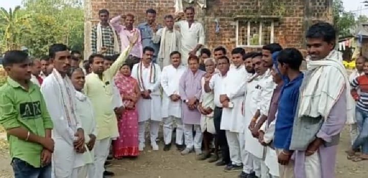 भारत जोड़ो यात्रा:विधायक रामचंद्र दांगी ने निकाली जनसंपर्क यात्रा, लगाई गांधी चौपाल,