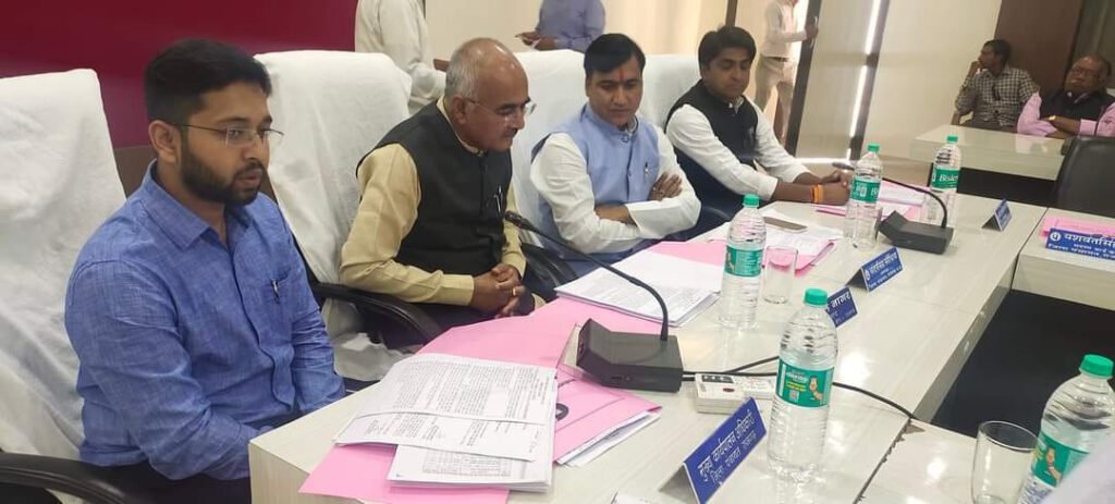 जिला पंचायत की साधारण सभा की बैठक आयोजित