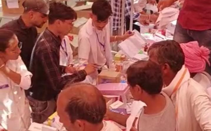 निशुल्क चिकित्सा शिविर में 3 हजार से अधिक लोगो ने करवाया स्वास्थ परिक्षण 